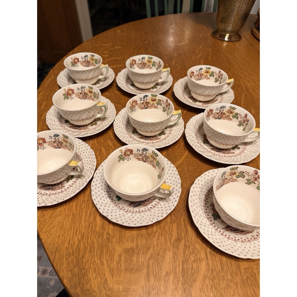 Vintage Set Of 9 Royal Doulton Grantham Tea Cups & Saucers Excellent